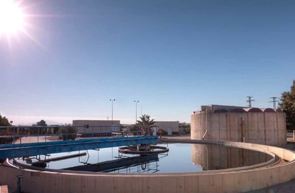 La calidad del agua potable para consumo humano se controlar mediante programas sanitarios